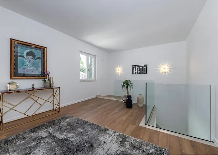 Brand New Laguna Dubrovnik