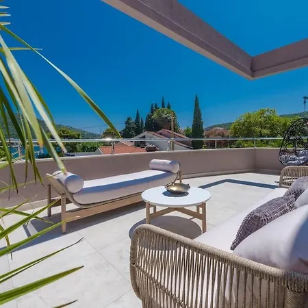 Brand New Laguna Dubrovnik Затон