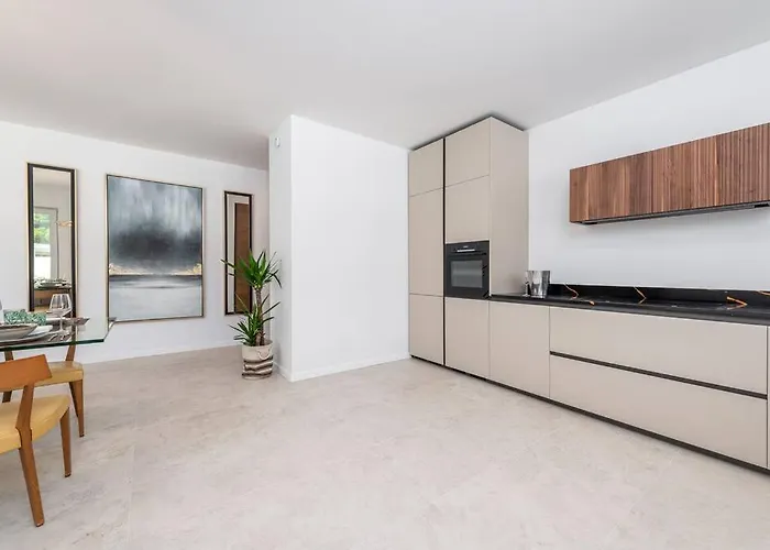 Brand New Laguna Dubrovnik * 扎通